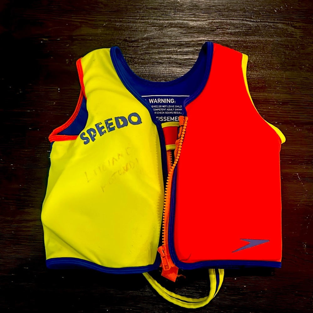 Kids swim vest
